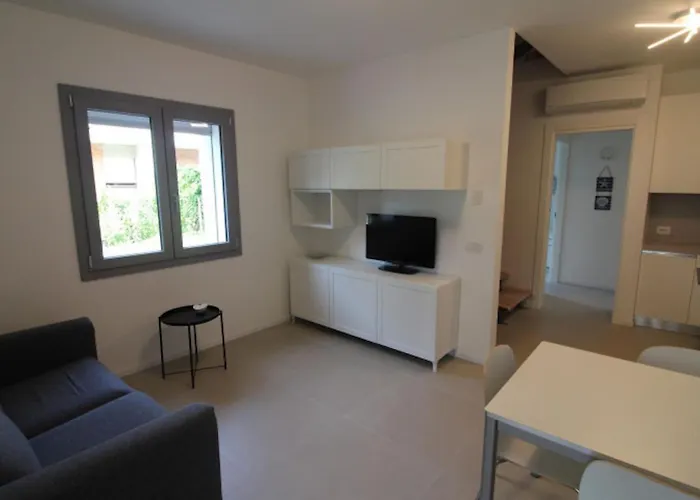 Villa Modern With A Fenced Garden Lignano Sabbiadoro