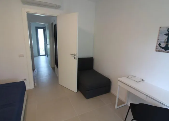 Modern With A Fenced Garden Villa *